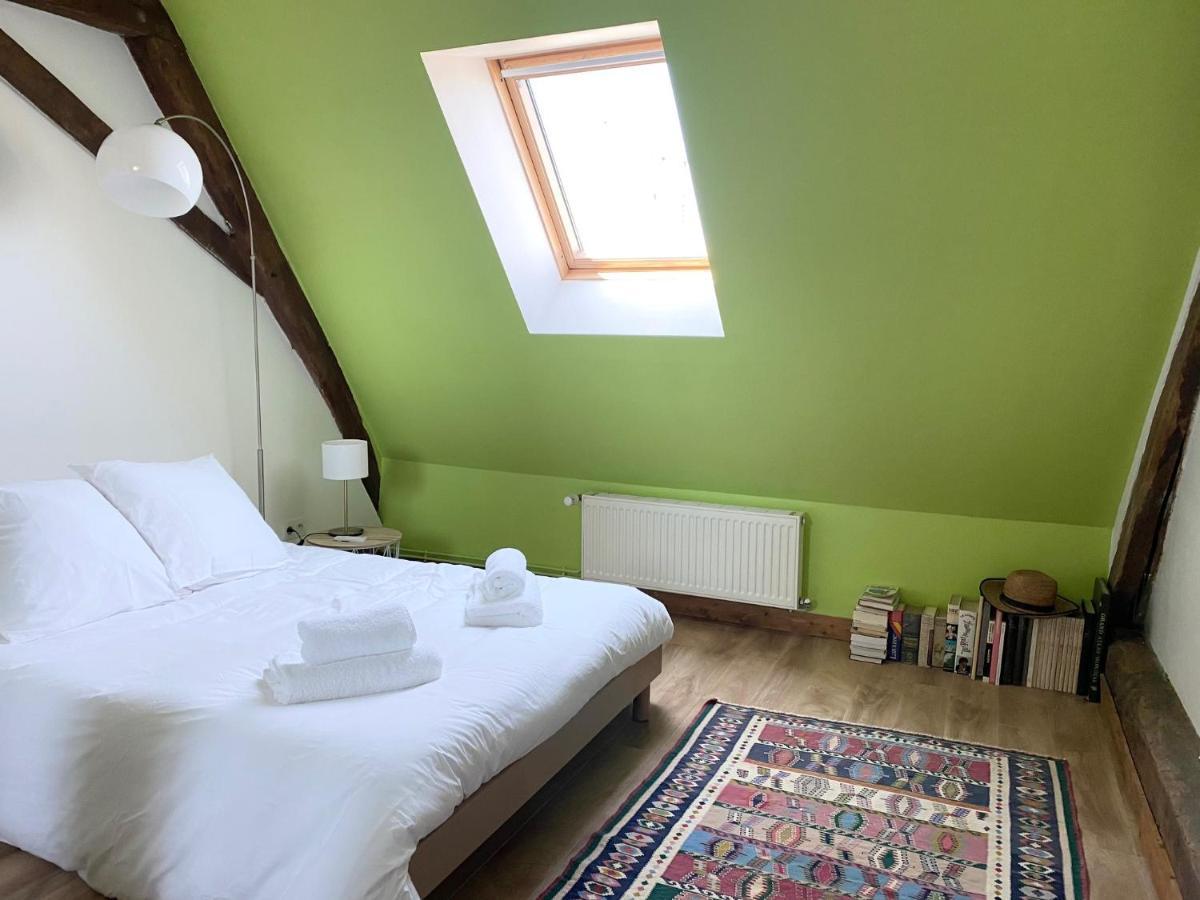 La Maison Des Remparts - Gite 3 Etoiles Pour 8 Pers A Лош Екстериор снимка
